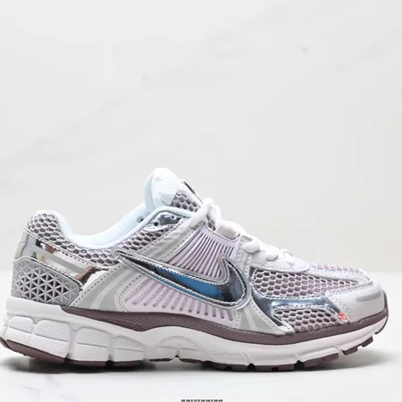 ナイキ スニーカー