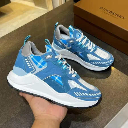 バーバリー ス スニーカー