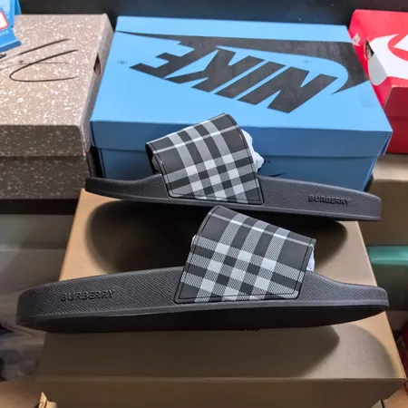 バーバリー ス スリッパ