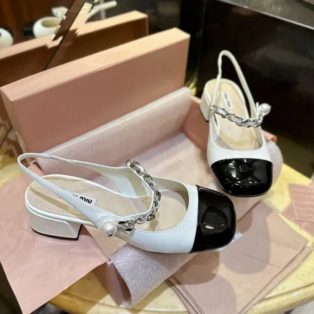 ミュウミュウ サンダル