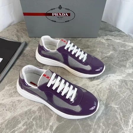 プラダ スニーカー