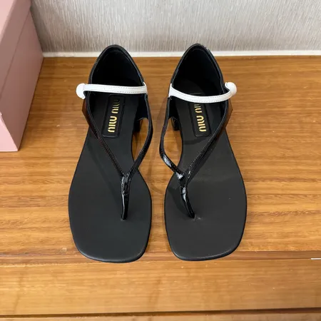 ミュウミュウ サンダル