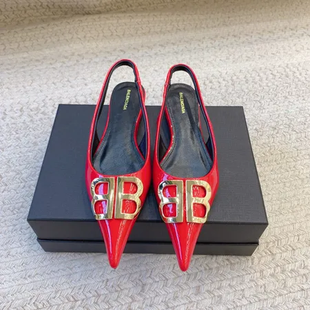 バレンシアガ サンダル