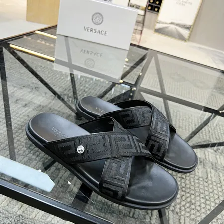 ヴェルサーチ スリッパ