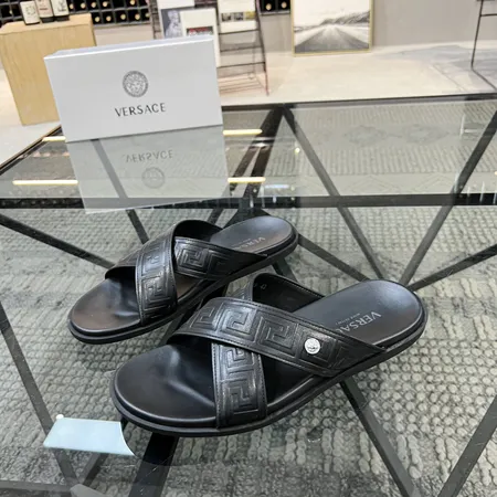 ヴェルサーチ スリッパ