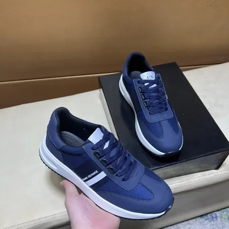 アルマーニ カジュアルシューズ