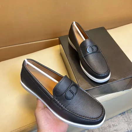 ディオール カジュアルシューズ