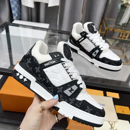 ルイヴィトン カジュアルシューズ