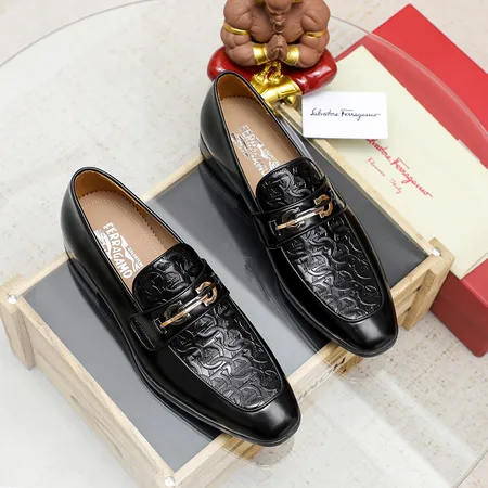 フェラガモ ビジネスシューズ