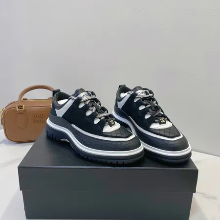 シャネル スニーカー