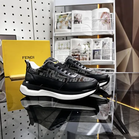 フェンディ スニーカー