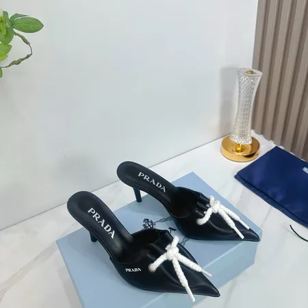 プラダ サンダル