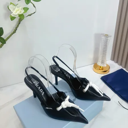 プラダ サンダル