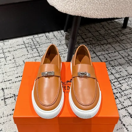 エルメス カジュアルシューズ