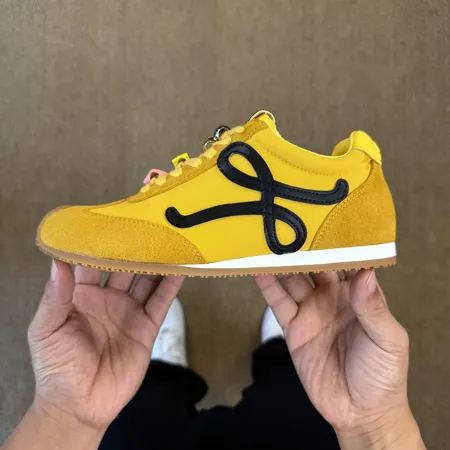 ロエベ スニーカー