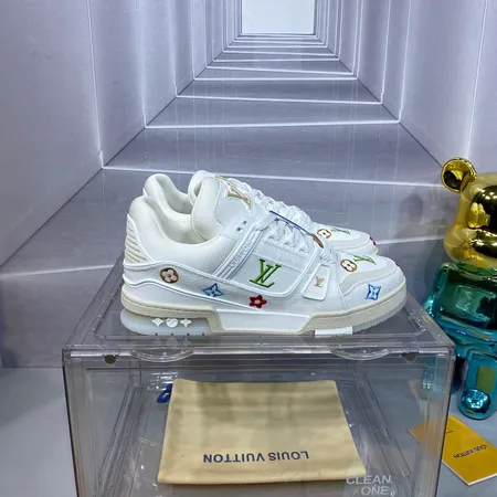 ルイヴィトン カジュアルシューズ