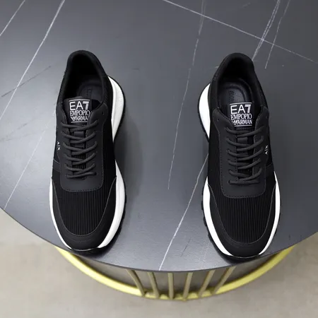 アルマーニ スニーカー