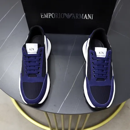 アルマーニ スニーカー