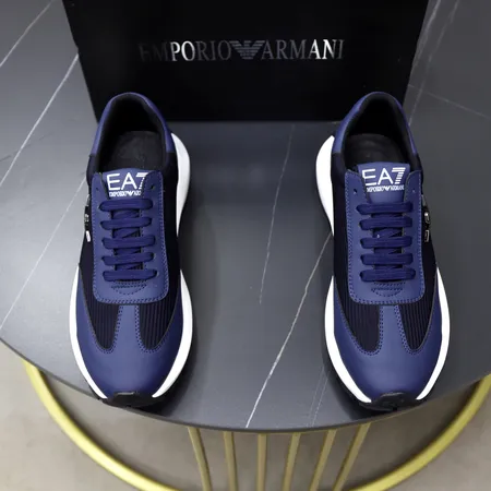 アルマーニ スニーカー