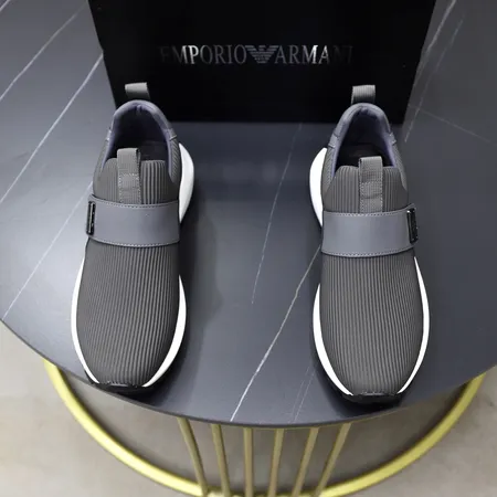 アルマーニ スニーカー