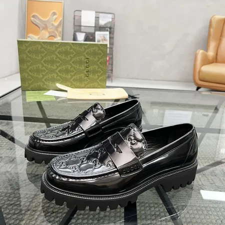 グッチ ビジネスシューズ