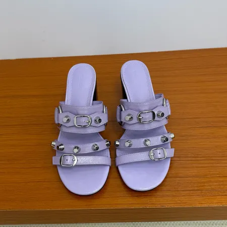 バレンシアガ サンダル