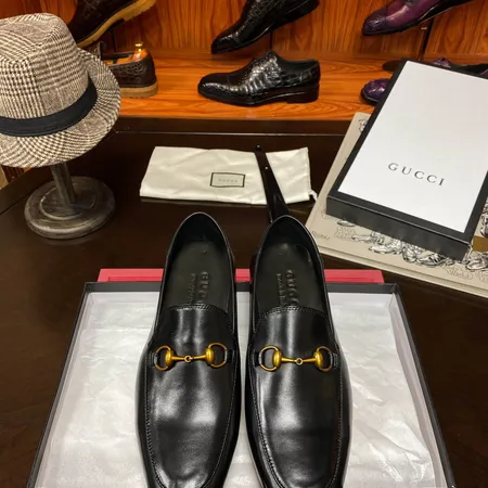 グッチ ビジネスシューズ