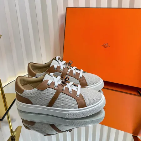 エルメス カジュアルシューズ