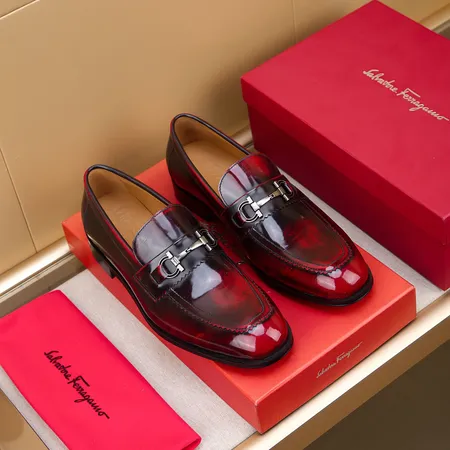 フェラガモ ビジネスシューズ