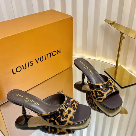 ルイヴィトン サンダル