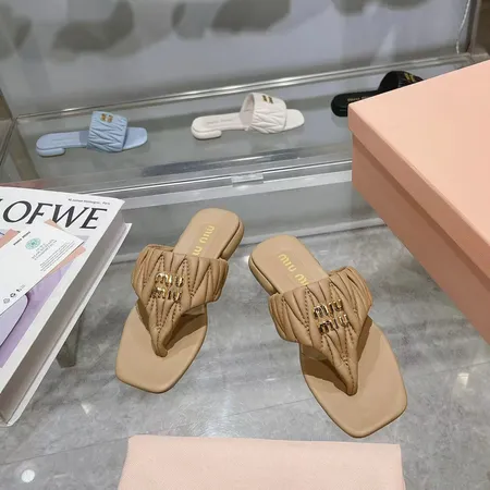 ミュウミュウ スリッパ