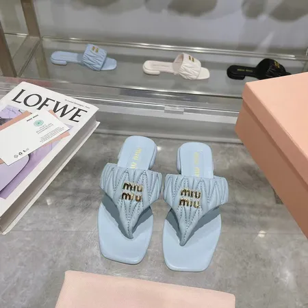 ミュウミュウ スリッパ