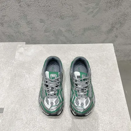 ボッテガ ヴェネタ スニーカー