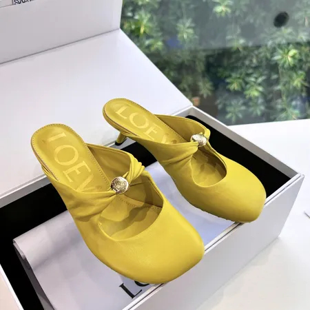 ロエベ サンダル