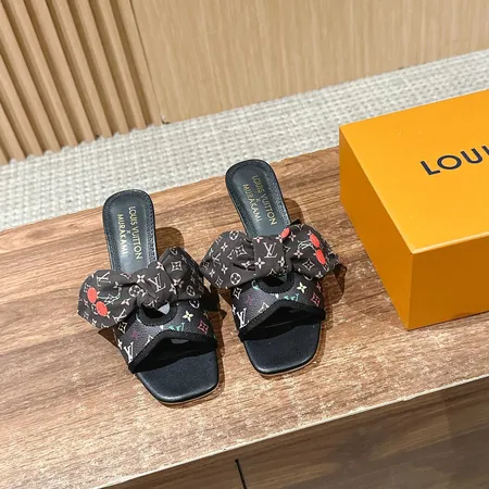 ルイヴィトン サンダル