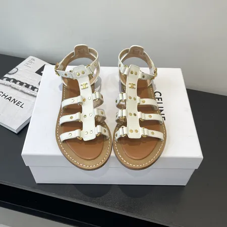 セリーヌ サンダル