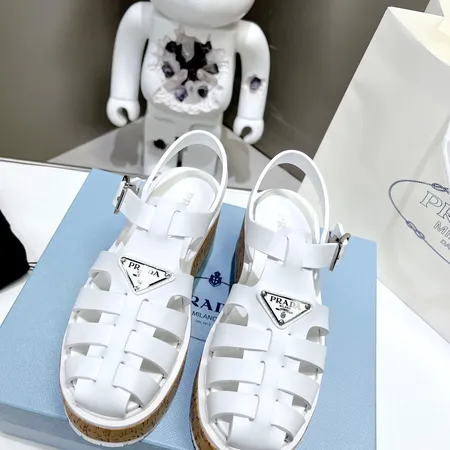 プラダ サンダル