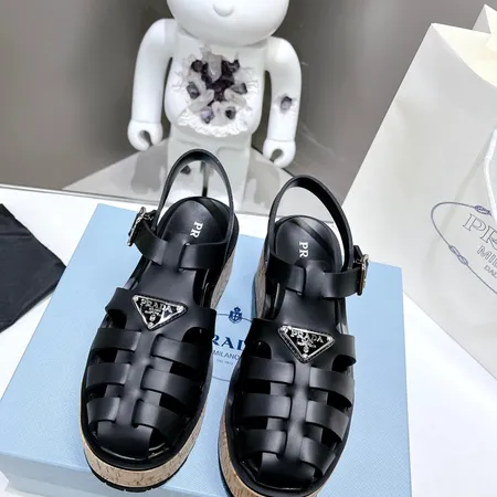 プラダ サンダル