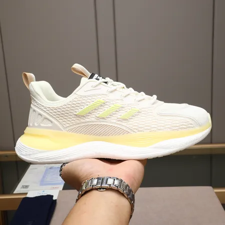 プラダ スニーカー