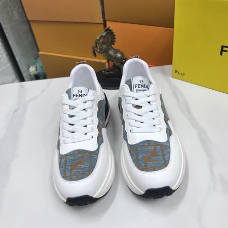 フェンディ スニーカー