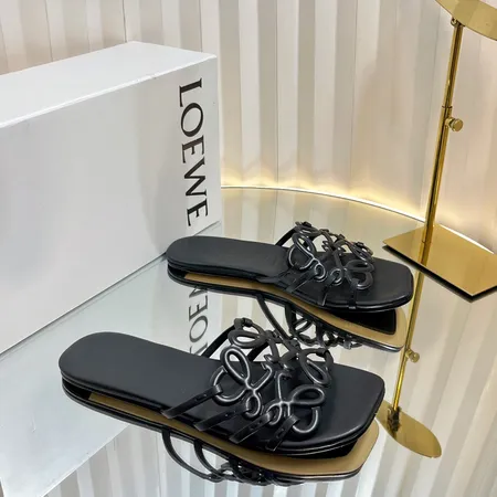 ロエベ スリッパ