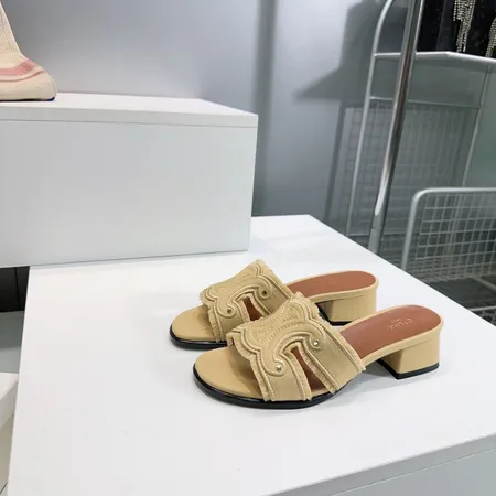 セリーヌ サンダル