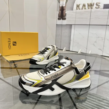 フェンディ スニーカー