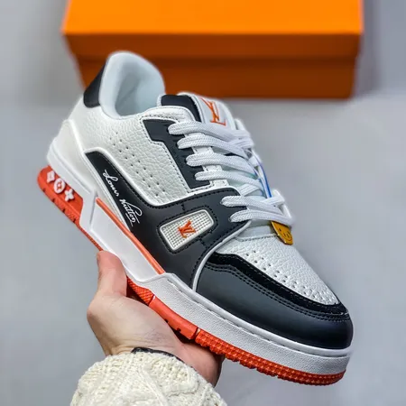 ルイヴィトン カジュアルシューズ