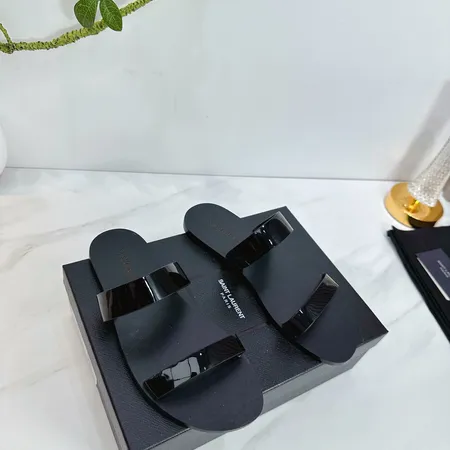 イブサンローラン スリッパ