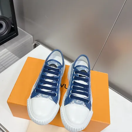 ルイヴィトン カジュアルシューズ