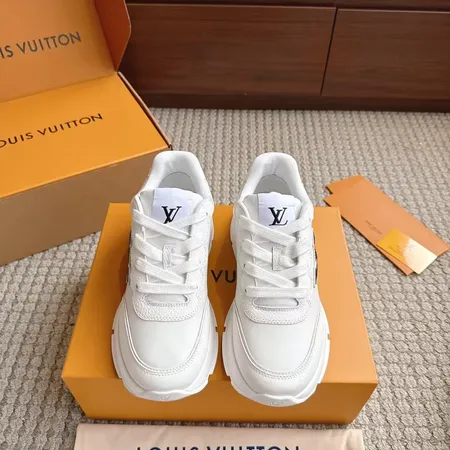 ルイヴィトン スニーカー