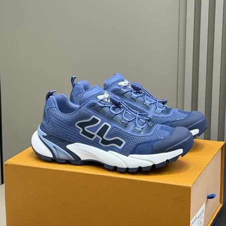 ルイヴィトン スニーカー