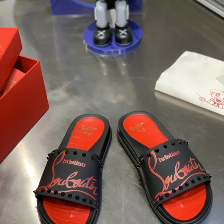 クリスチャン・ルブタン スリッパ