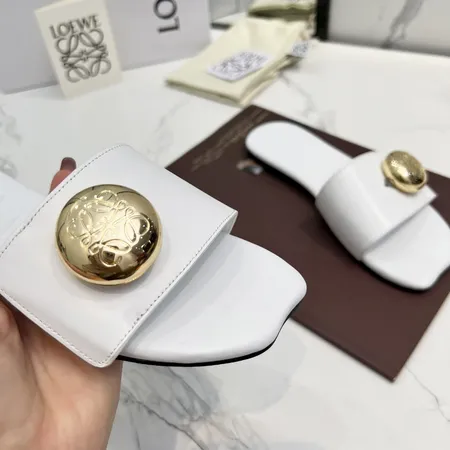 ロエベ スリッパ